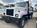 2002 International 5500i Image