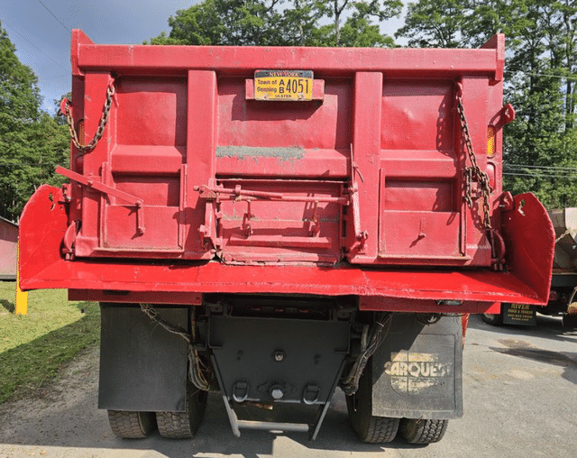Image of International 5600I equipment image 3