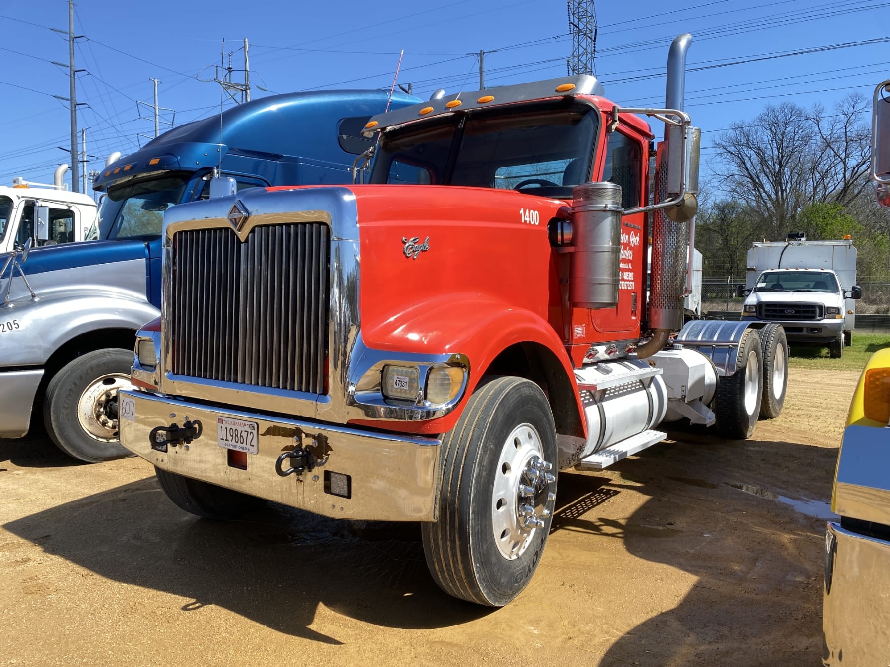 2002 International 9900I Equipment Image0