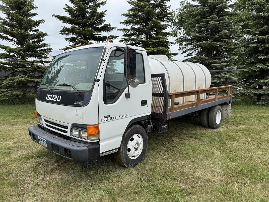 Image of Isuzu NPR-HD Primary image