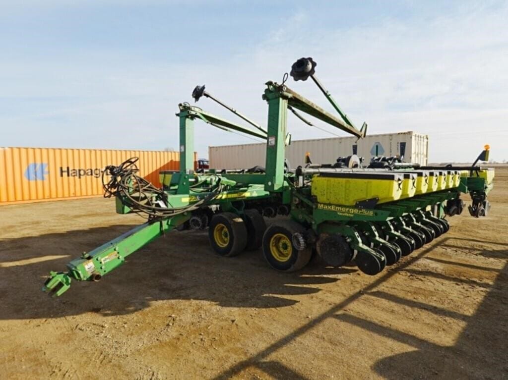 2002 John Deere 1780 Equipment Image0