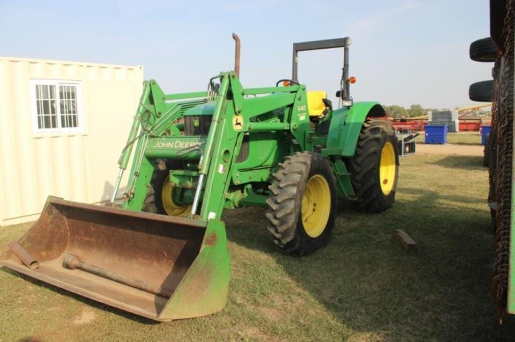 Main image John Deere 6220
