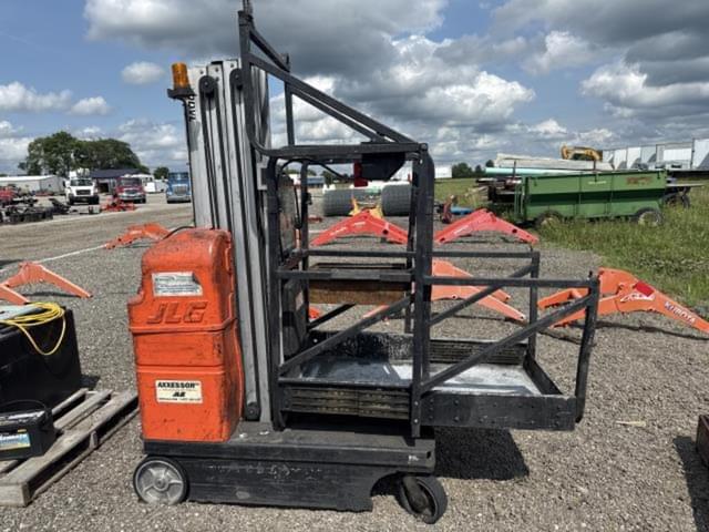 Image of JLG 20DVL equipment image 3