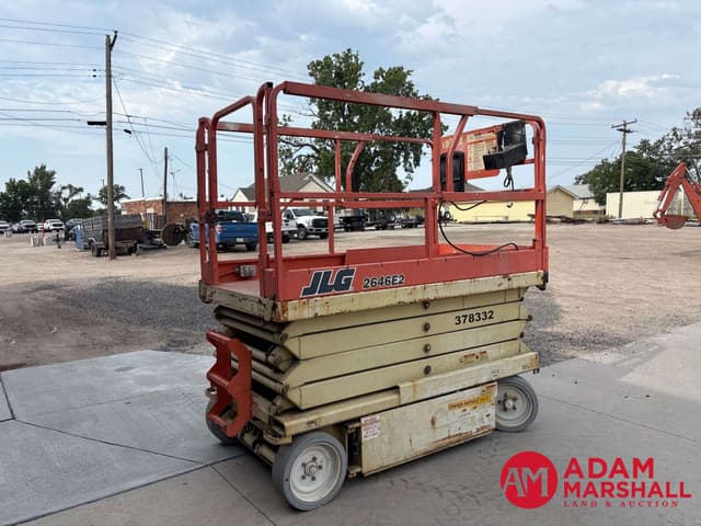 Image of JLG 2646E2 equipment image 3