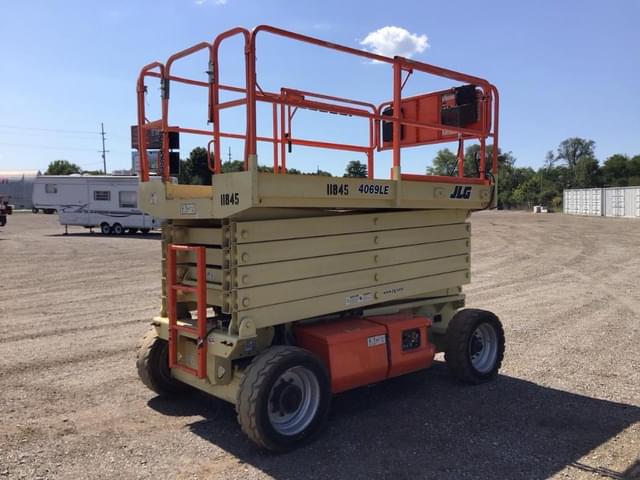 Image of JLG 4069LE equipment image 3