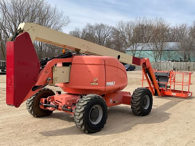 Image of JLG 600AJ equipment image 4