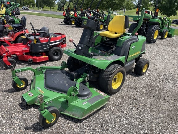 2002 John Deere 1435 Equipment Image0