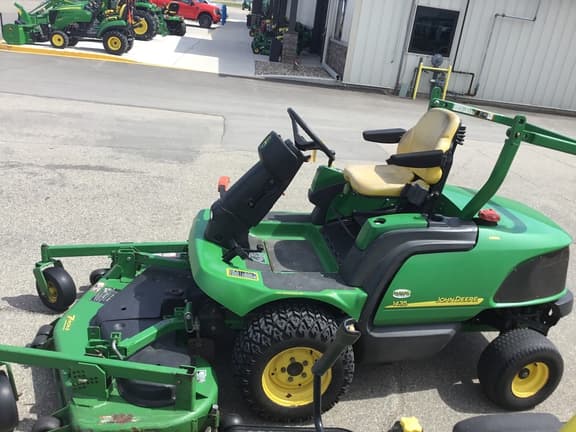 Image of John Deere 1435 equipment image 2