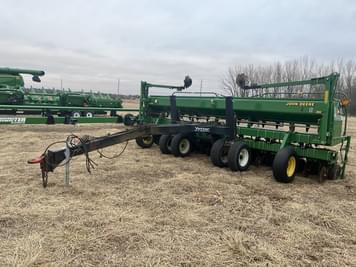 Main image John Deere 1530