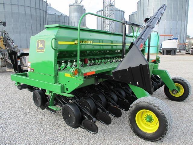 Image of John Deere 1560 equipment image 4