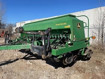 2002 John Deere 1590 Equipment Image0