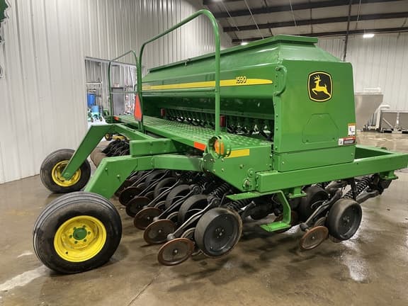 Image of John Deere 1590 equipment image 2