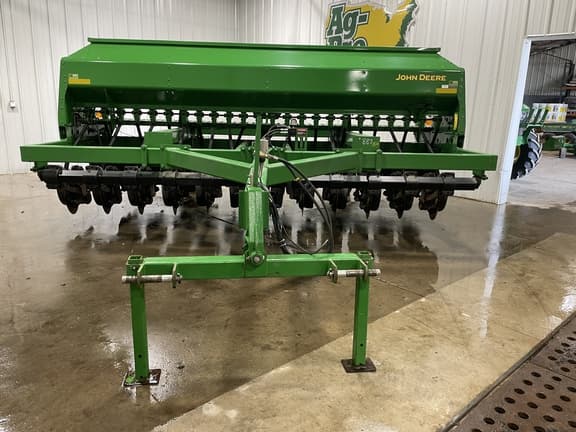 Image of John Deere 1590 equipment image 3