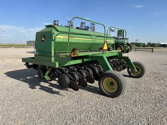 Image of John Deere 1590 equipment image 2