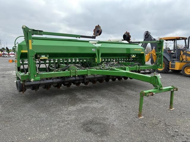 Image of John Deere 1590 equipment image 3