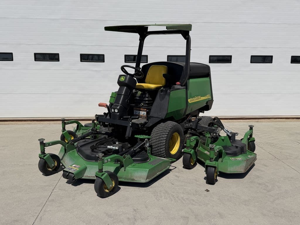 Image of John Deere 1600 Primary image