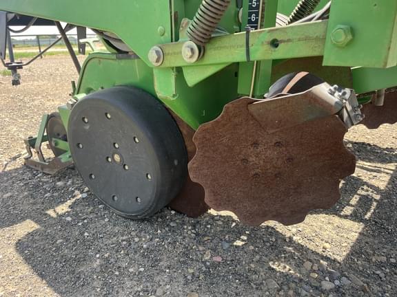 Image of John Deere 1700 equipment image 4