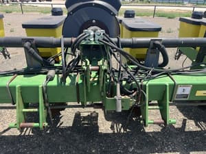 2002 John Deere 1700 Image