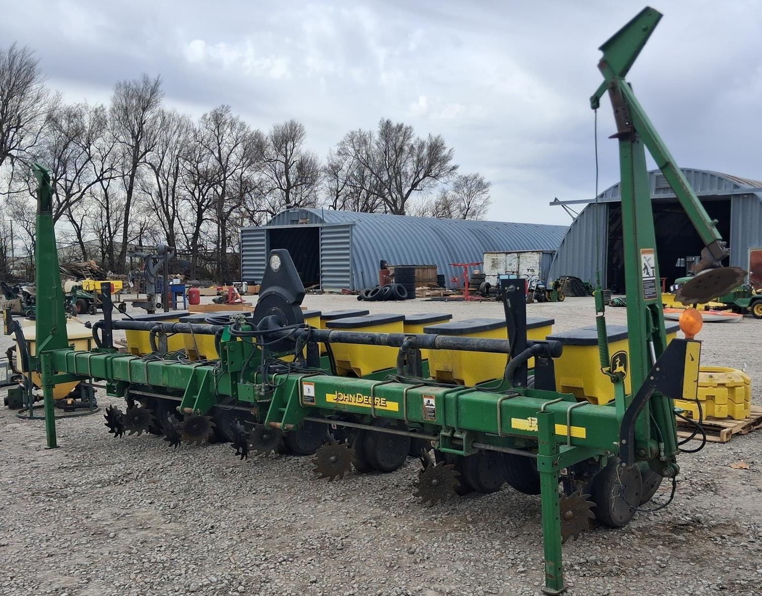 2002 John Deere 1700 Equipment Image0