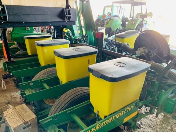 Main image John Deere 1760