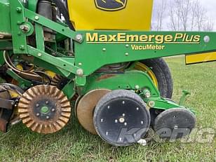 Main image John Deere 1770 10