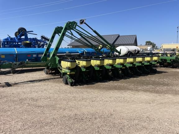 Image of John Deere 1770 Primary image