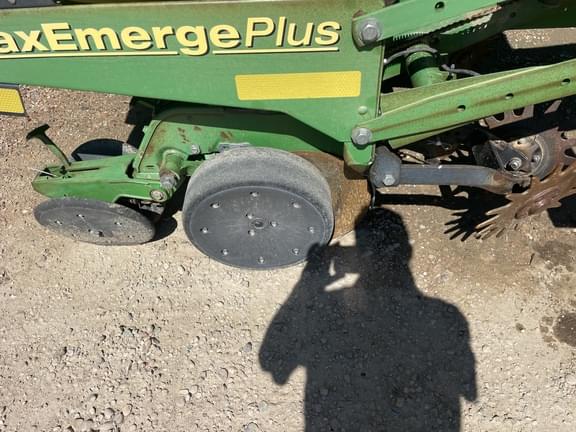 Image of John Deere 1770 equipment image 4