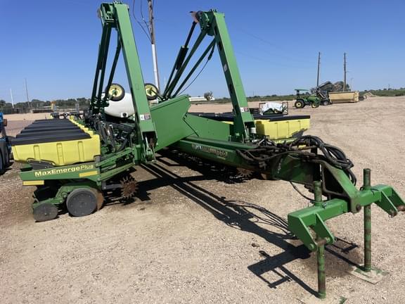 Image of John Deere 1770 equipment image 2