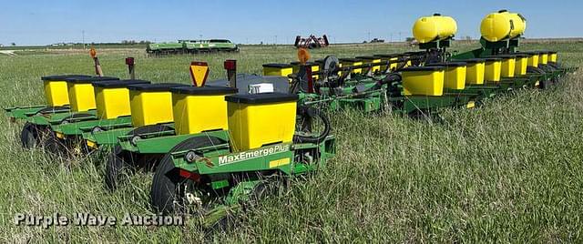 Image of John Deere 1770 equipment image 4