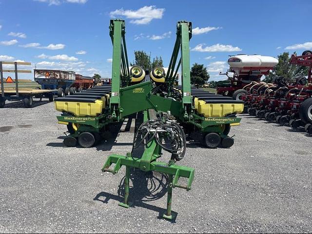 Image of John Deere 1770 equipment image 4