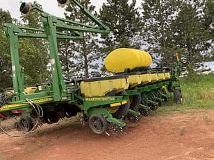 Main image John Deere 1770 0