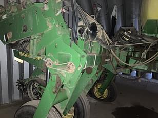 Main image John Deere 1770 4