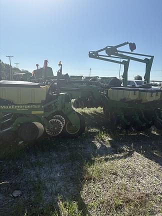 Image of John Deere 1780 equipment image 4