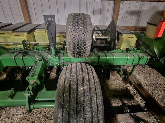 Image of John Deere 1780 equipment image 2