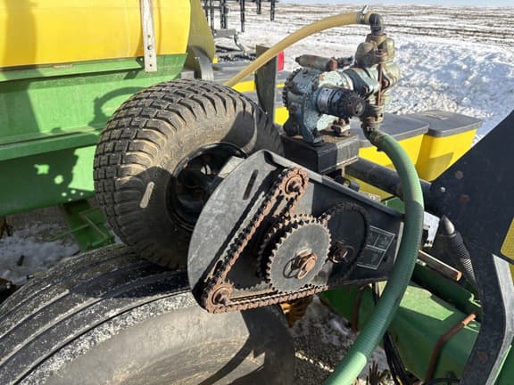 Image of John Deere 1780 equipment image 3