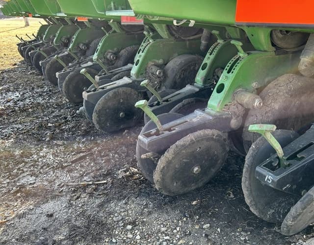 Image of John Deere 1780 equipment image 3