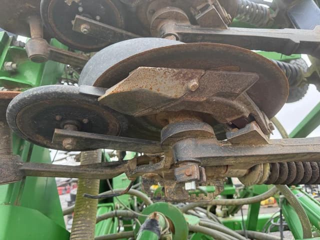 Image of John Deere 1860 equipment image 4