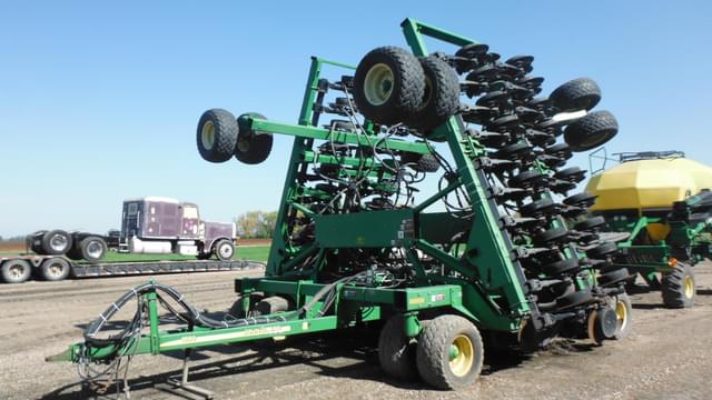 Image of John Deere 1890 equipment image 2