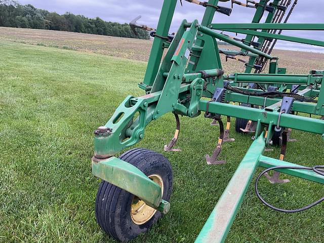 Image of John Deere 2200 equipment image 4