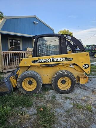 Image of John Deere 240 Primary image