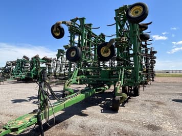 Main image John Deere 2400