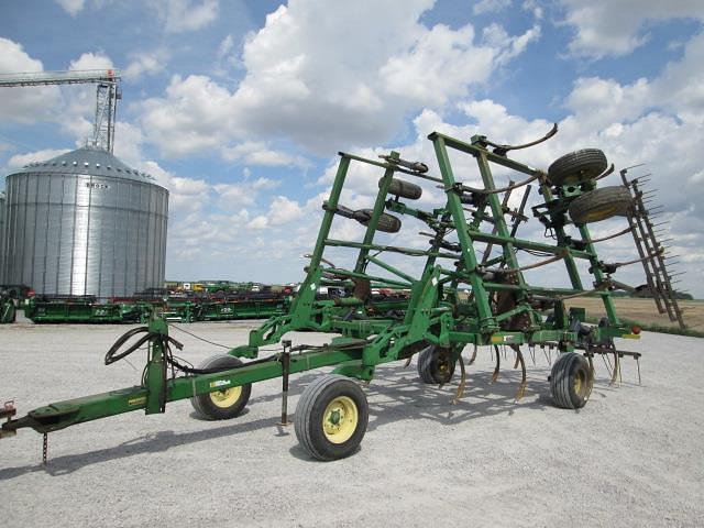 Image of John Deere 2400 Primary image