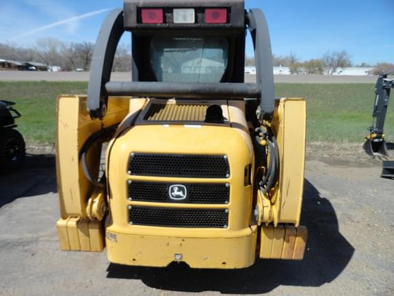 Image of John Deere 250 equipment image 3