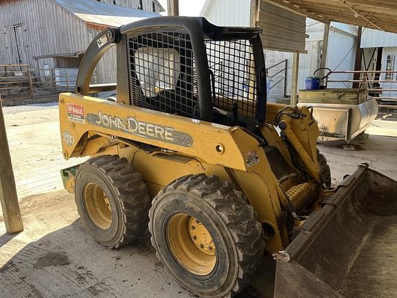 Image of John Deere 250 Series II equipment image 4
