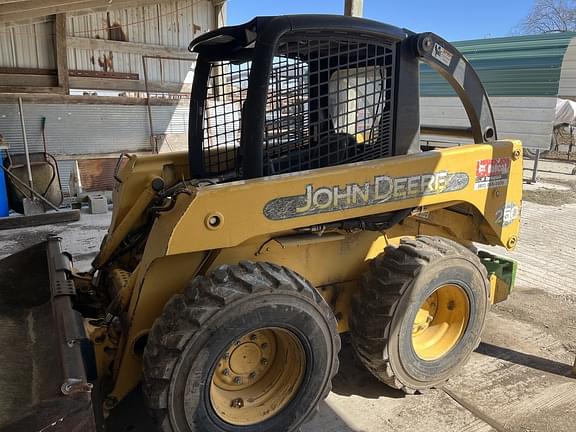 Image of John Deere 250 Series II Primary image