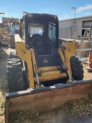 2002 John Deere 260 Equipment Image0