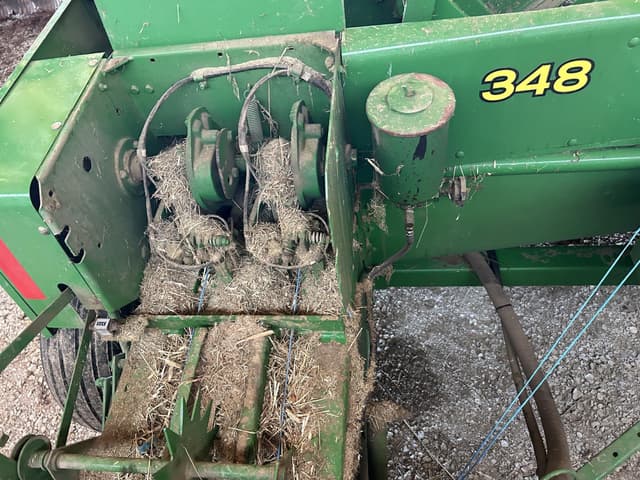 Image of John Deere 348 equipment image 4