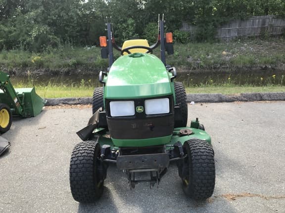 Image of John Deere 4010 equipment image 1