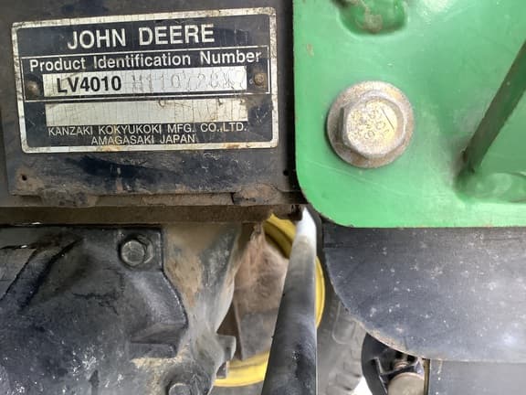 Image of John Deere 4010 equipment image 3