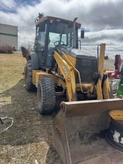 Image of John Deere 410G equipment image 2